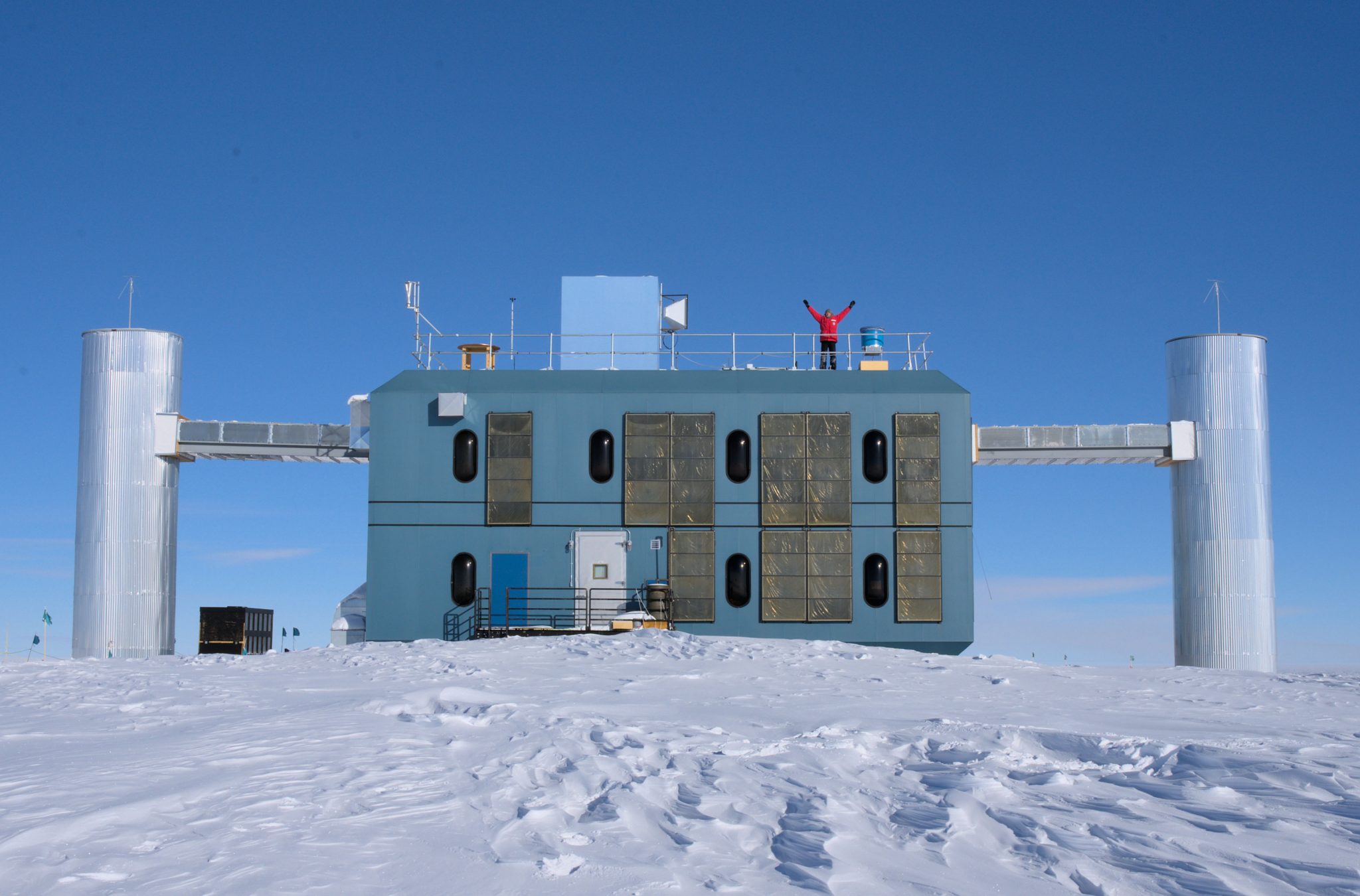 Fulfilling his dream: Marc is going to Antartica for the IceCube ...